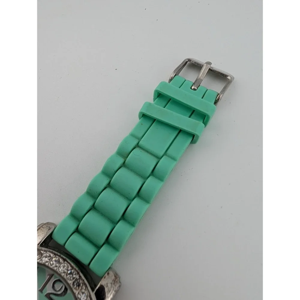 BKE Watch Women‎ 42mm Silver Case Crystal Bezel Silicone Band- New Battery